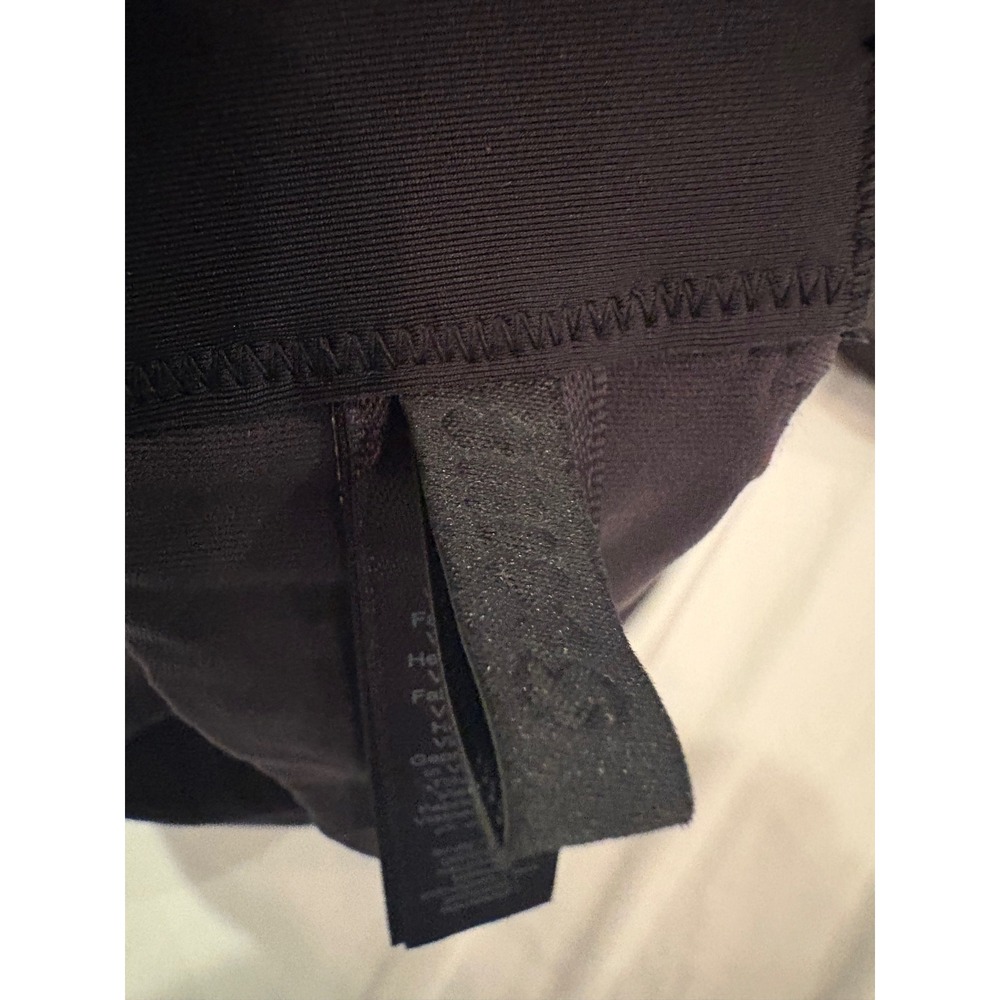 Skims Fits Everybody T-Shirt Bra Onyx Black Underwire 36H - Picture 4 of 4